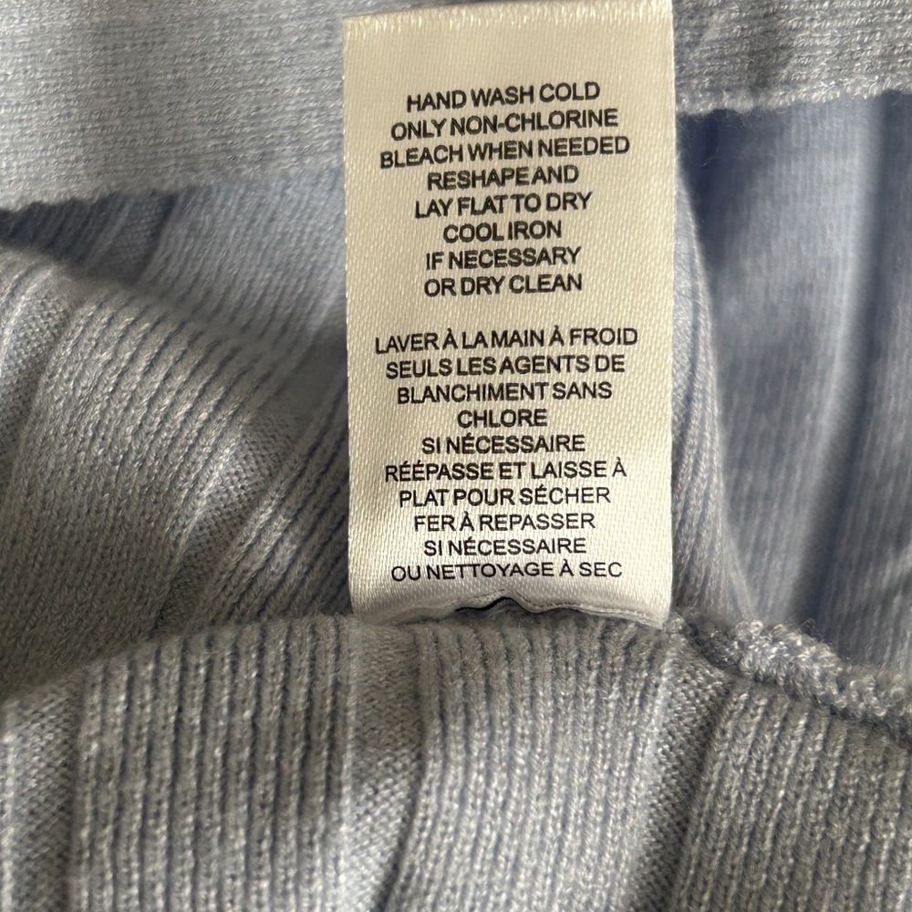 Tahari blue Ribbed Knit Top Long Sleeves Sz M​ - Picture 12 of 13